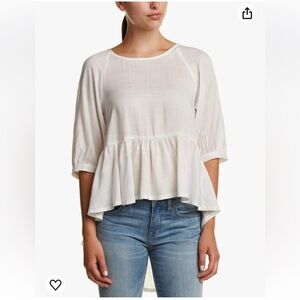 French Connection 6 Women’s Slub Top White i3/4 sleeve. Gathered waist, High/low